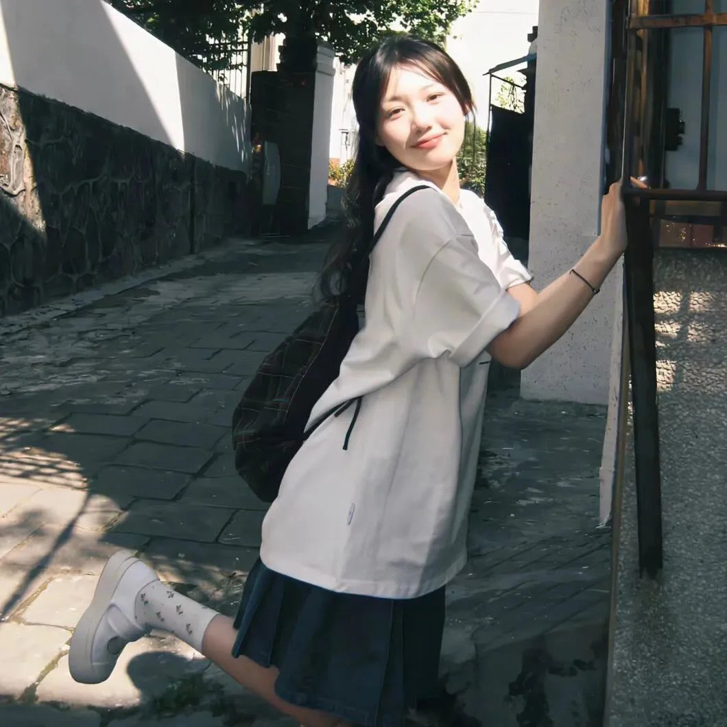 代号巴德海报